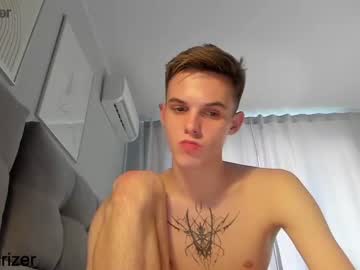 love man horny_jerk_roy_prick2001 image #1358797