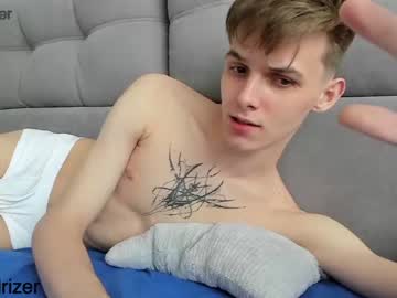 love man horny_jerk_roy_prick2001 image #1077643