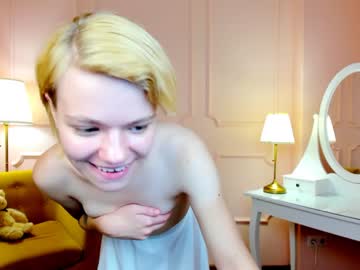 little_shy_mia I love cam