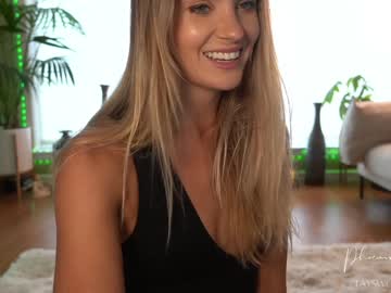 love girl phoenix_taylor image #1272820