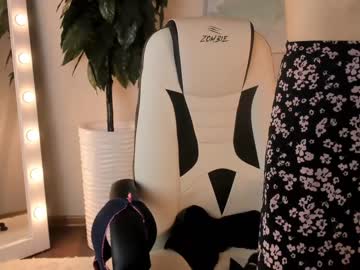 love girl luisalivia image #1585181