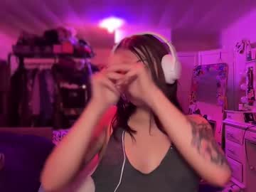 ultravioletts I love cam