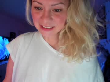 love girl kiradivine image #898093