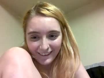 love girl haleyssmokes image #760417