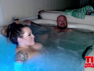 love couple 2freakycouple24 image #2611533