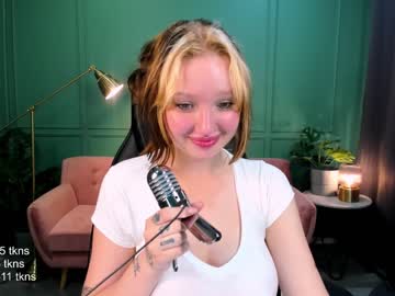 love girl dinablush image #1680163