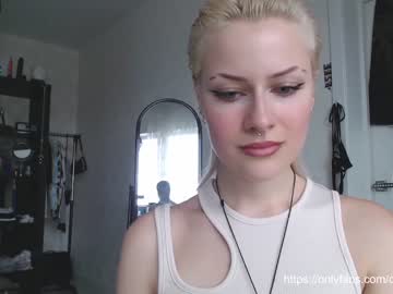 love girl _mllymoore_ image #1469265