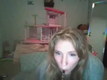 sm0keprincesspeach I love cam