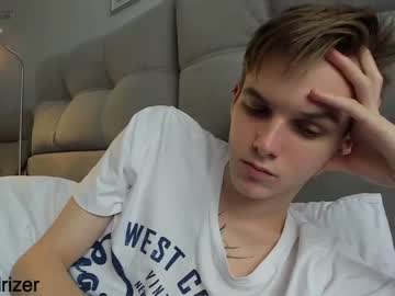 love man horny_jerk_roy_prick2001 image #1241000
