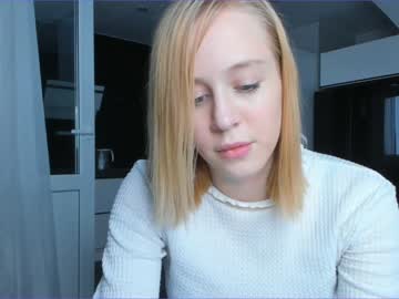 love girl milena_plays image #484552