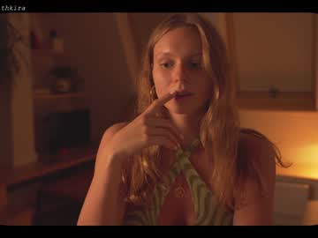 love girl chillwithkira image #1175430