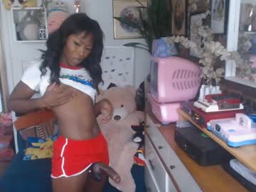 love tranny vanniall image #232019