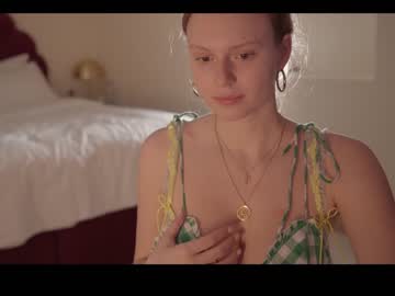 love girl chillwithkira image #1031414
